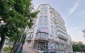 Elegance Apartment Chisinau Center Close To Stefan Cel Mare